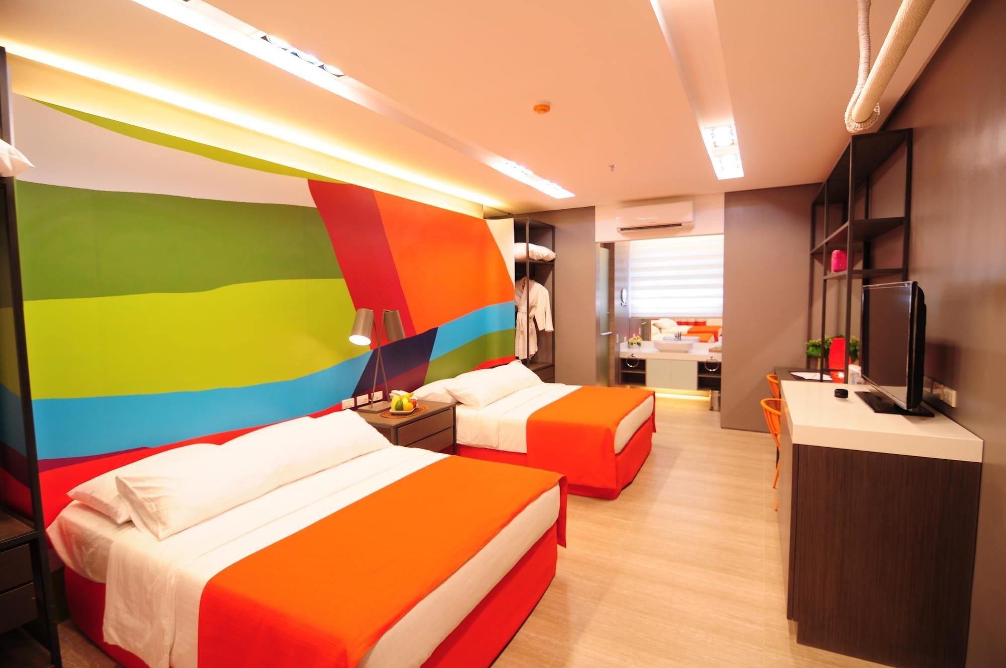 Boracay Uptown Hotel Balabag  Exterior photo