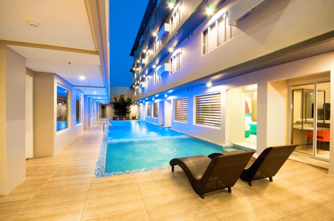 Boracay Uptown Hotel Balabag  Exterior photo